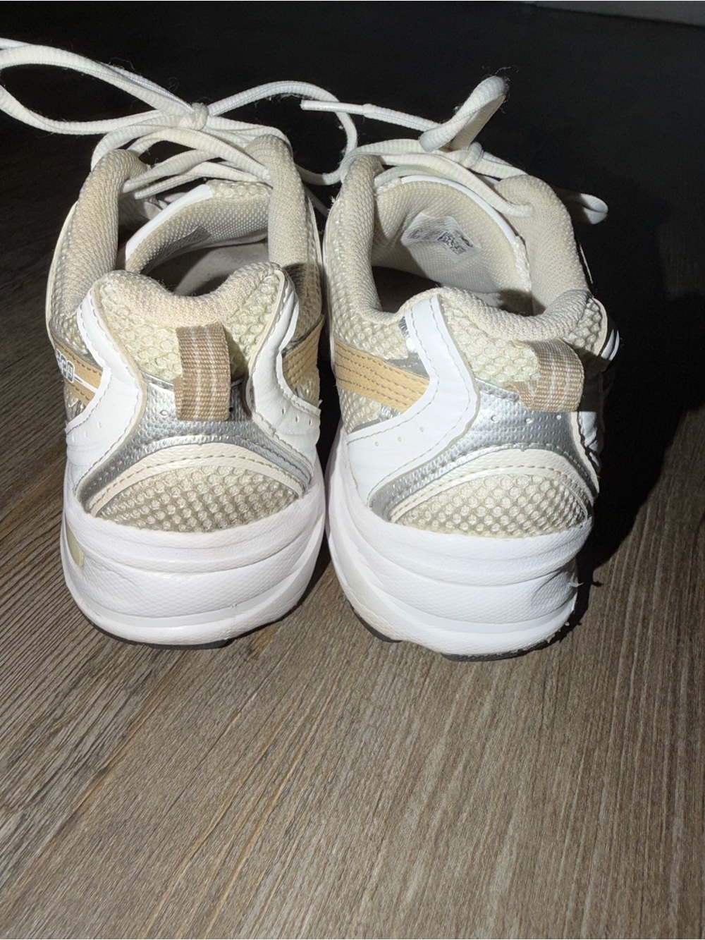 New balance 530 running sneakers size 8 - Picture 6 of 6